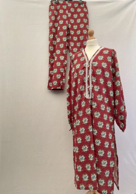 New with tag Khaadi redish pink patterned shalwar kameez set