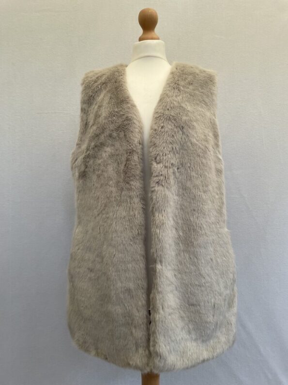 New Look furry silver grey gilet, open front and fully lined, size 16